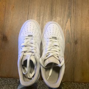 Nike Airforce 1 (AF1) low top sneakers size 9 EUR 40.5. Used in good condition